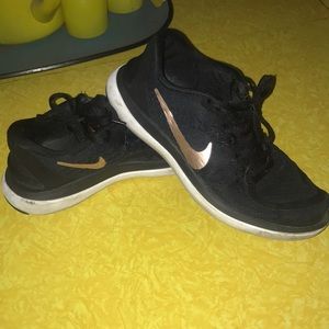 Nike Flex Women’s Size 6